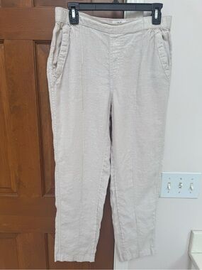 Nicole Miller light beige cropped pants made from 100% linen,elastic waist